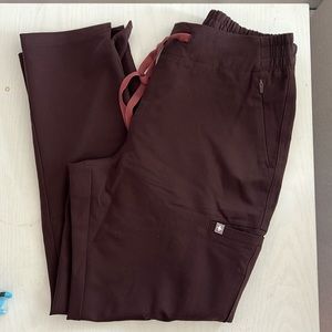 Figs petite scrub pants